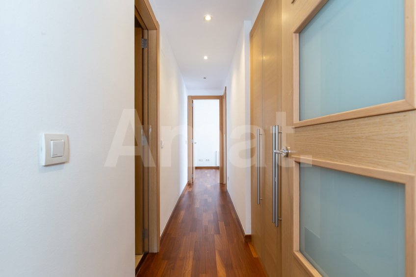 Semi-new, central and quiet flat -20