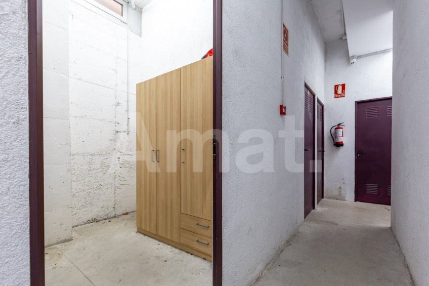 Semi-new, central and quiet flat -30