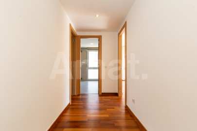 Semi-new, central and quiet flat -9