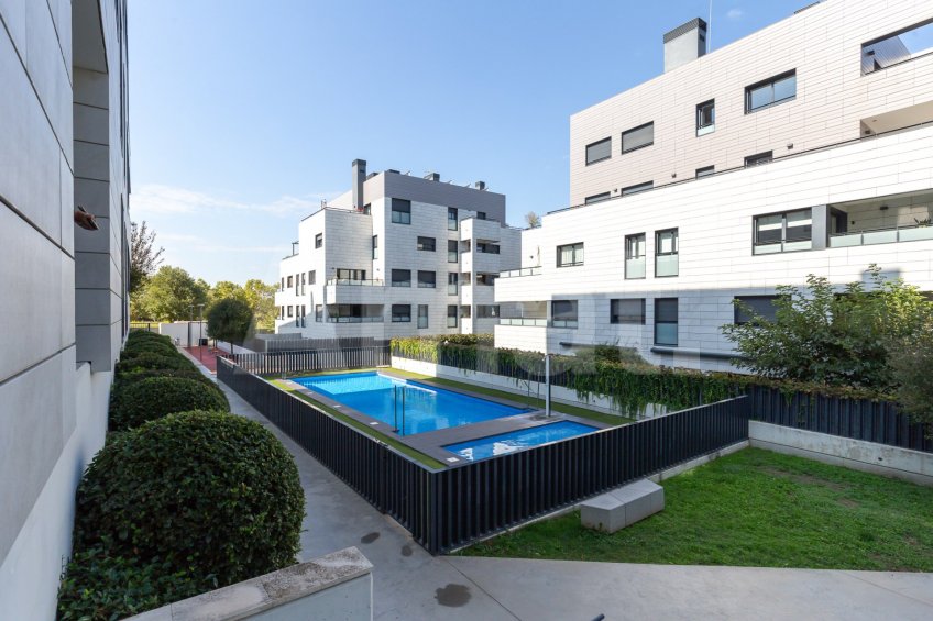 Planta baixa amb gran jardí, a Vollpelleres -41