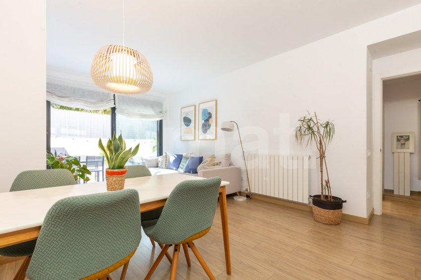 Planta baixa amb gran jardí, a Vollpelleres -8