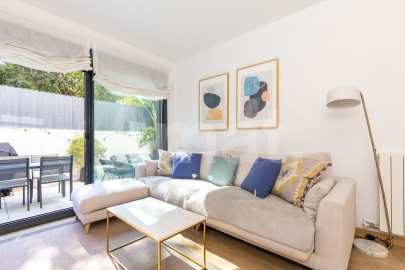 Planta baixa amb gran jardí, a Vollpelleres -11