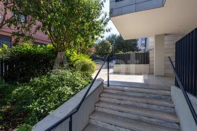 Planta baixa amb gran jardí, a Vollpelleres -43