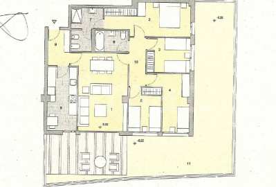 Planta baixa amb gran jardí, a Vollpelleres -49