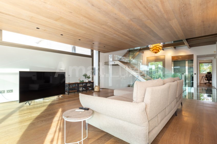Design house with spectacular views, in Sant Cugat -23