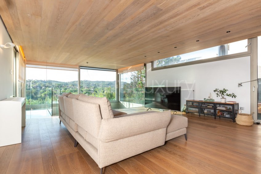 Design house with spectacular views, in Sant Cugat -24