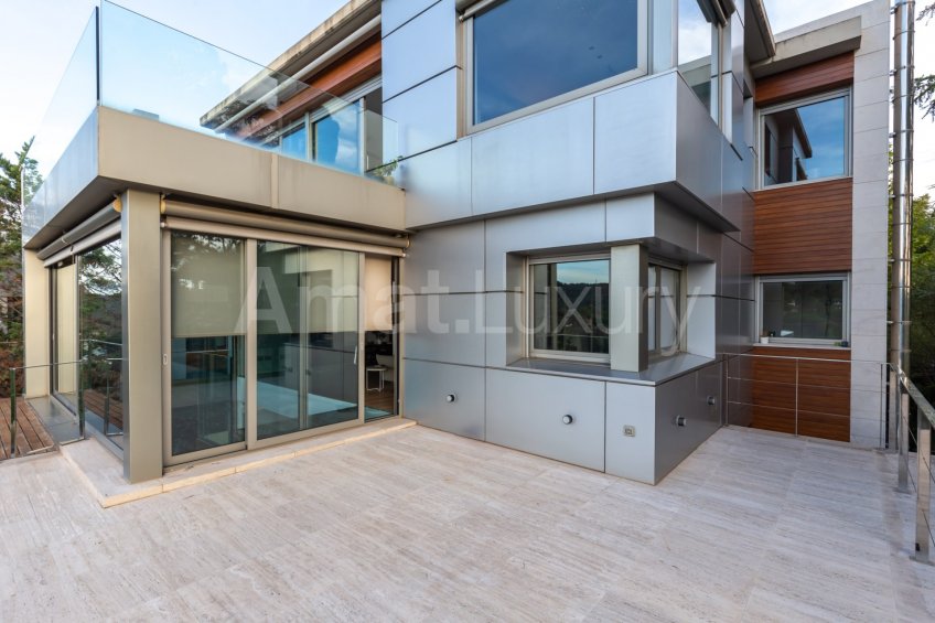 Design house with spectacular views, in Sant Cugat -37