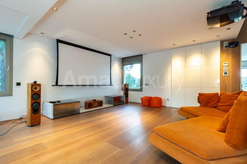 Design house with spectacular views, in Sant Cugat -44