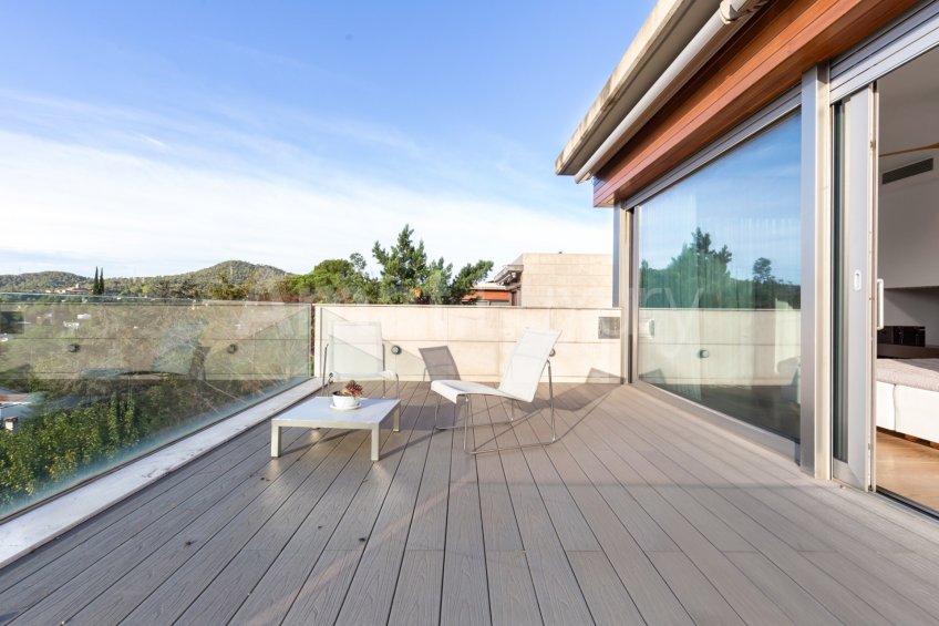 Design house with spectacular views, in Sant Cugat -57