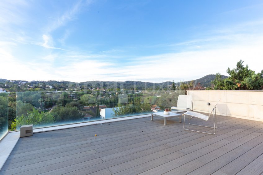 Design house with spectacular views, in Sant Cugat -58