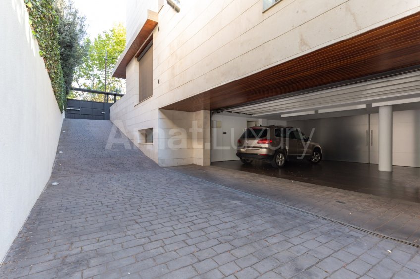 Design house with spectacular views, in Sant Cugat -67