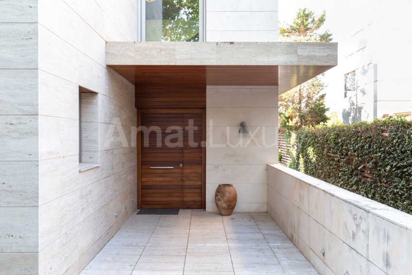 Design house with spectacular views, in Sant Cugat -90