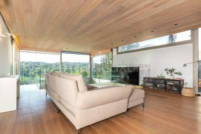 Design house with spectacular views, in Sant Cugat -24