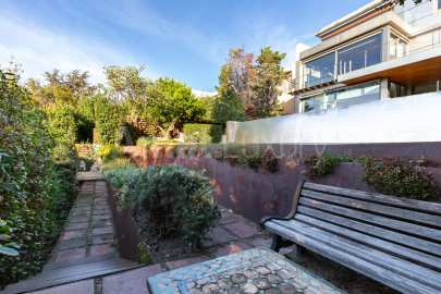 Design house with spectacular views, in Sant Cugat -78