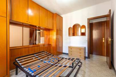 Flat in Clot, with great potential and views of Sagrada Familia -8