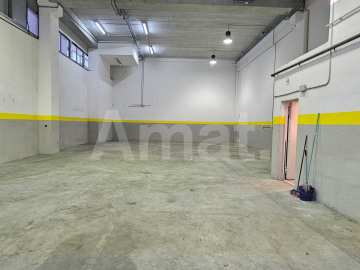 Nave industrial moderna de 500 m² en Badalona -2