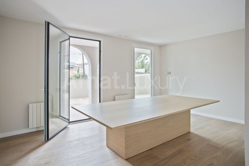 Classic-Style house fully renovated, in the center -7