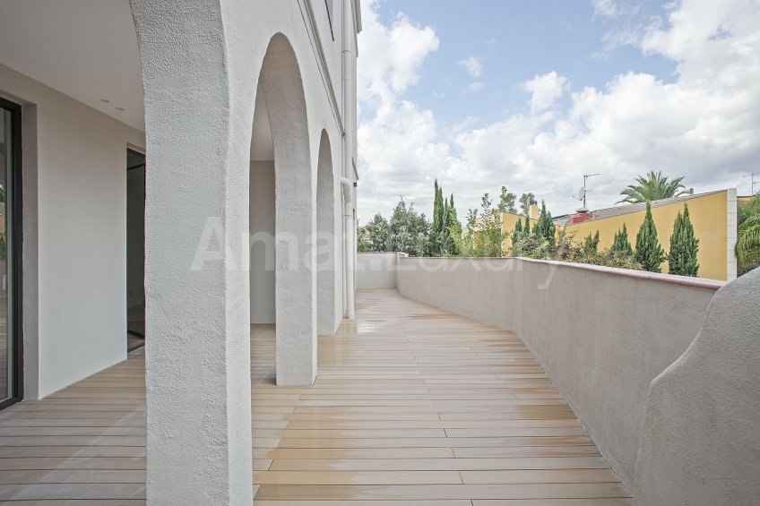 Classic-Style house fully renovated, in the center -8