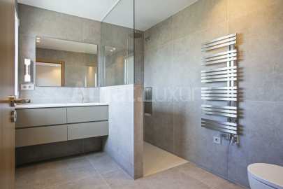 Classic-Style house fully renovated, in the center -16