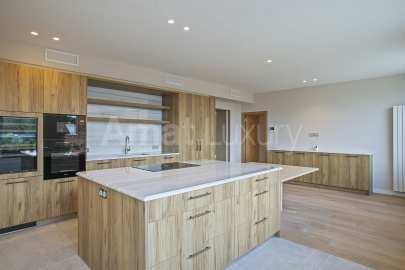 Classic-Style house fully renovated, in the center -5