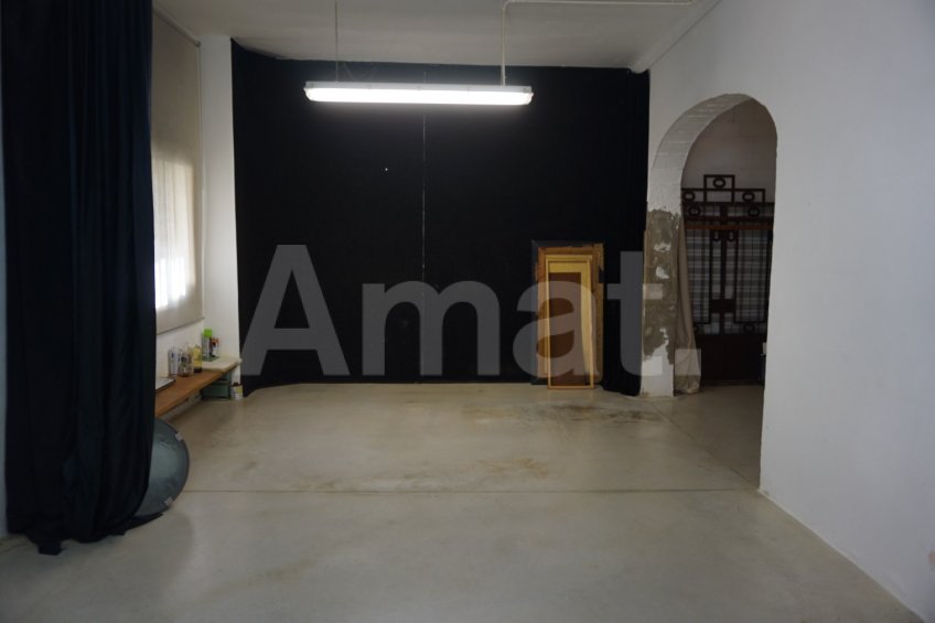 DIAPHANOUS AREA IDEAL FOR STUDY OR WORKSHOP -2