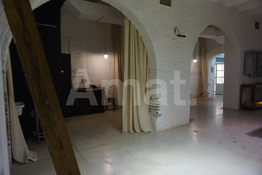 DIAPHANOUS AREA IDEAL FOR STUDY OR WORKSHOP -9