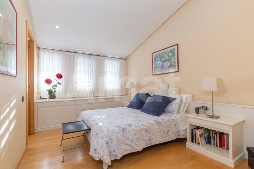 Impecable y acogedora casa adosada en el Parc Central -26