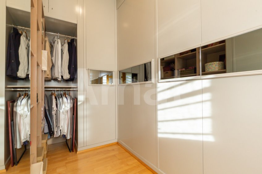 Impecable y acogedora casa adosada en el Parc Central -30