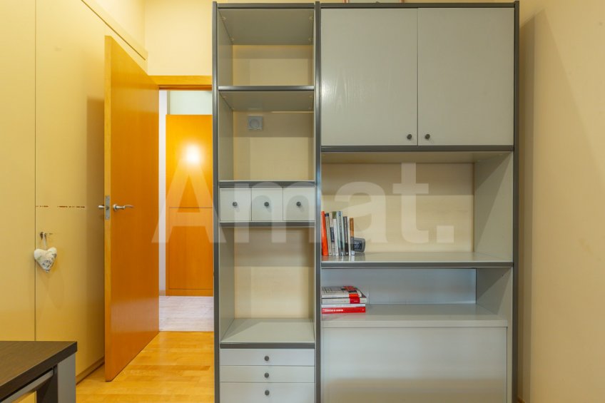 Impecable y acogedora casa adosada en el Parc Central -35