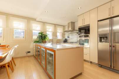 Impecable y acogedora casa adosada en el Parc Central -3