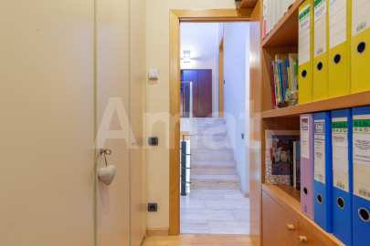 Impecable y acogedora casa adosada en el Parc Central -41