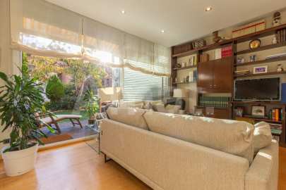 Impecable y acogedora casa adosada en el Parc Central -8