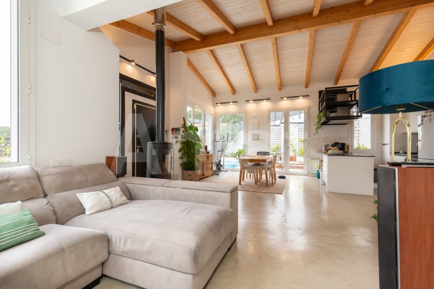 Bonica casa reformada amb molt d'encant -9