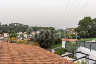 Bonica casa reformada amb molt d'encant -41