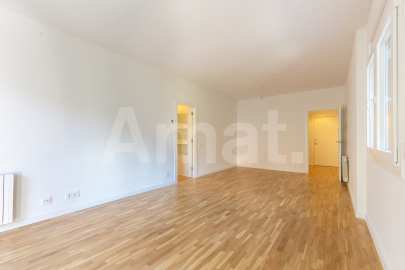 Fantástico piso reformado en Parc Central de Sant Cugat -8