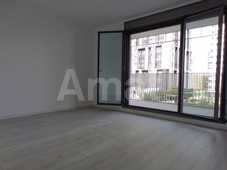 Flat with community pool for rent -2