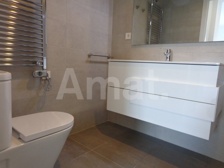 Flat with community pool for rent -20