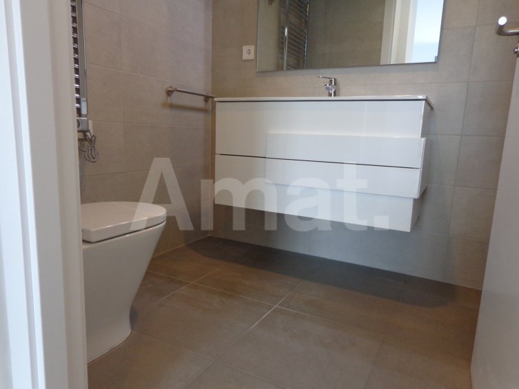 Flat with community pool for rent -23