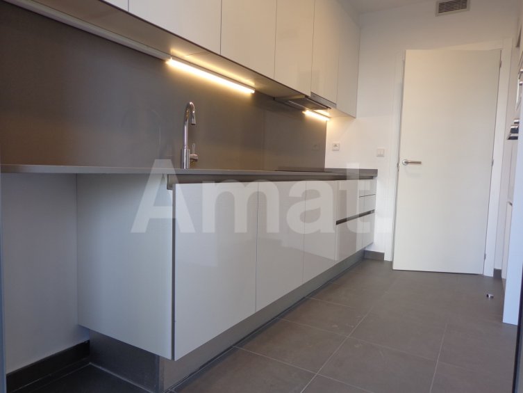 Flat with community pool for rent -25