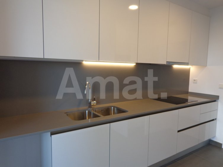 Flat with community pool for rent -9