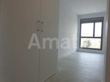 Flat with community pool for rent -16