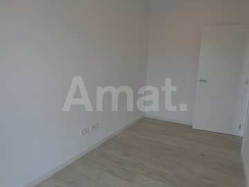 Flat with community pool for rent -18