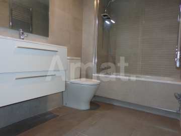 Flat with community pool for rent -19