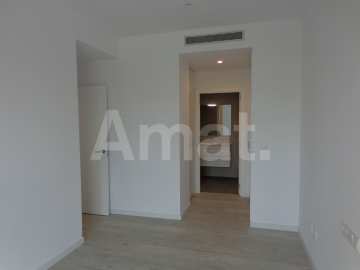 Flat with community pool for rent -4