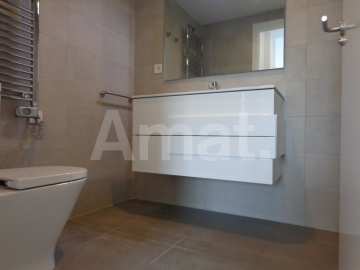 Flat with community pool for rent -8