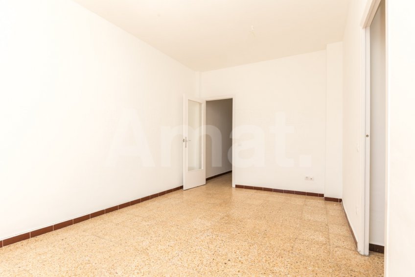 Ubicació ideal i molt lluminós -6