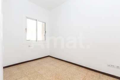 Ubicació ideal i molt lluminós -15