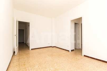 Ubicació ideal i molt lluminós -7