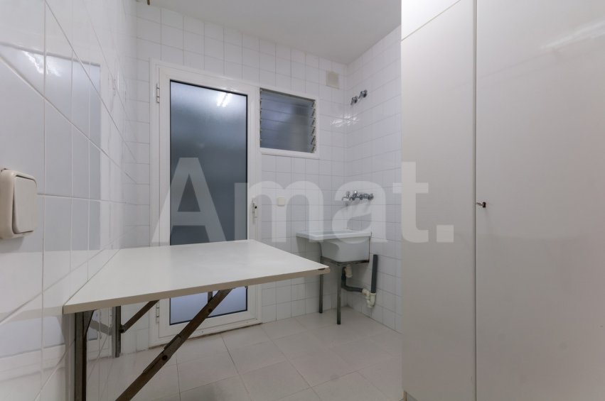 Casa adossada amb jardí a Sant Just Desvern -36