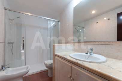 Casa adossada amb jardí a Sant Just Desvern -21